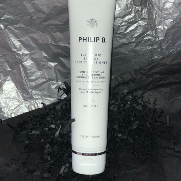 Philip B Accessories - ICELANDIC BLONDE TONES CONDITIONER BRIGHTEN Philip B Accessories - ICELANDIC BLONDE TONES CONDITIONER BRIGHTEN